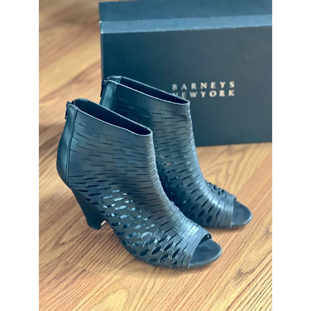 Vintage Barney’s New York Black Leather Talco Nero Wedge Sandals - Size 8.5